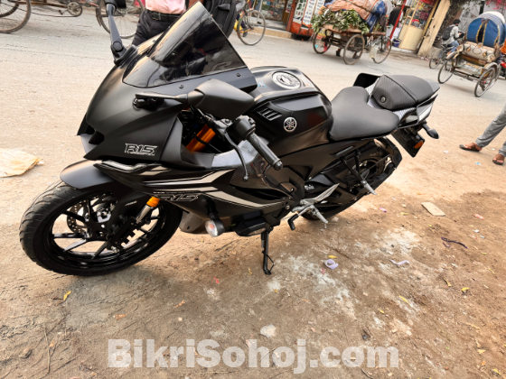 Yamaha R15 V4 (Dark Knight) 2022 Model